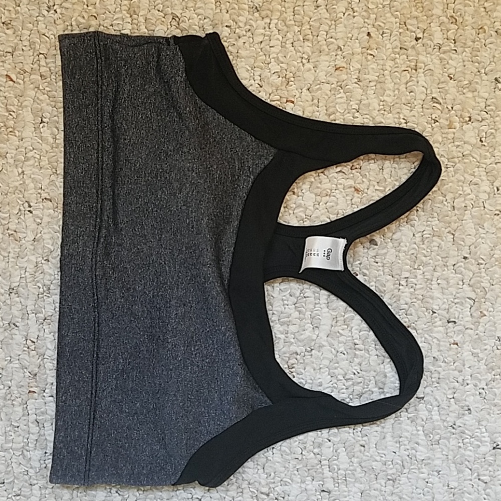 Gap Outlet sports bra